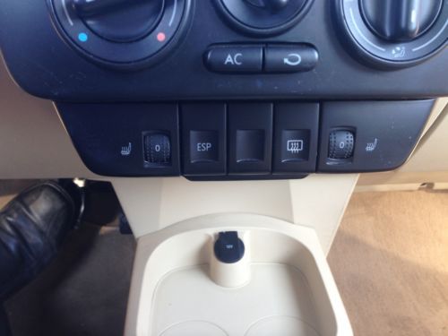 Convertible Smoke free Excellent condition Low miles Automatic, image 24