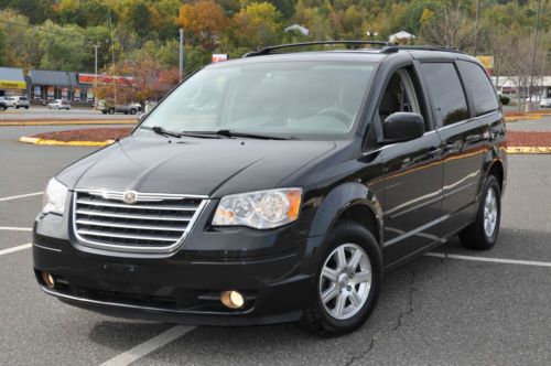 2008 chrysler town &amp; country touring 7-passenger no reserve w/clean carfax