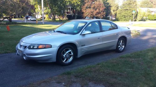 2000 pontiac bonneville ssei sedan 4-door 3.8l