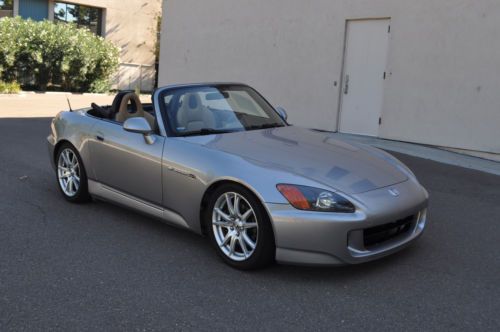 2005 honda s2000 base convertible 2-door 2.2l