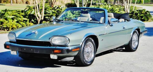 Award winner 1993 jaguar xjs convertible all original and in amazing condition.