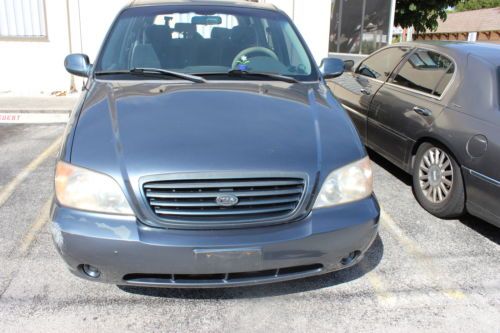2002 used minivan in excellent condition
