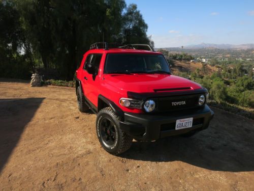 2012 toyota fj cruiser base sport utility 4-door 4.0l