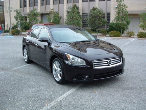 2012 nissan maxima