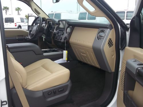 NEW 2013 FORD SD F-550 6.7 V8 DIESEL 4X4 CREW CAB DRW LARIAT WITH A PICK-UP BED, image 16