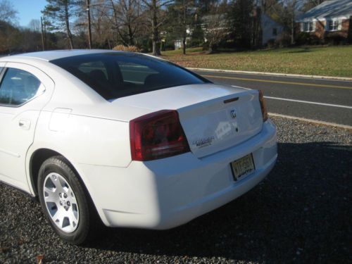 2007 Dodge Charger  Sedan 4-Door 3.5L, 47k miles!!, image 4