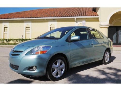 2008 toyota yaris automatic 4-door sedan
