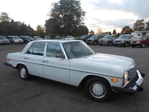 1975 mercedes-benz 240d automatic 4-door sedan diesel white classic