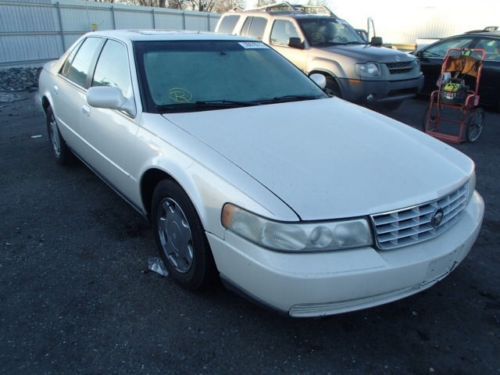 2001 cadillac seville sls sedan 4-door 4.6l