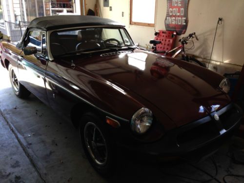 1975 mg mgb convertible