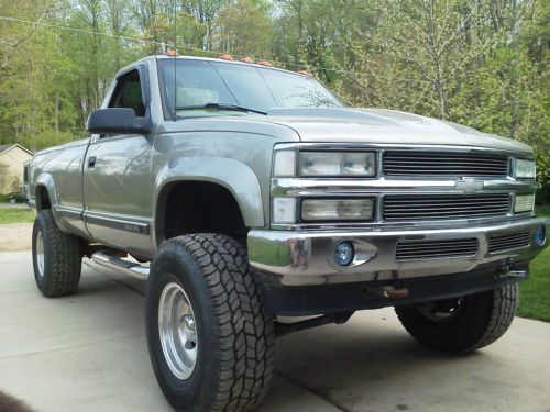 1999 chevrolet k2500 ls standard cab pickup 2-door 7.4l