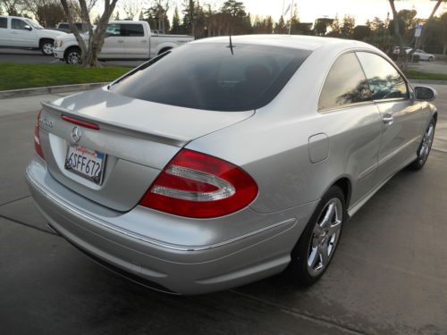 2005 Mercedes Benz CLK 500 2 Door, image 2