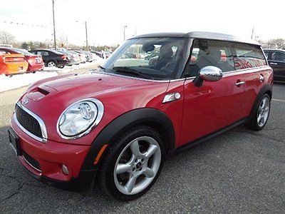 We finance! clubman s pano roof nav leather non smoker no accidents carfax cert!