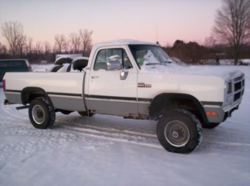 1991 1/2 dodge 250 5.9 cummins 4x4 regular cab turbo diesel auto