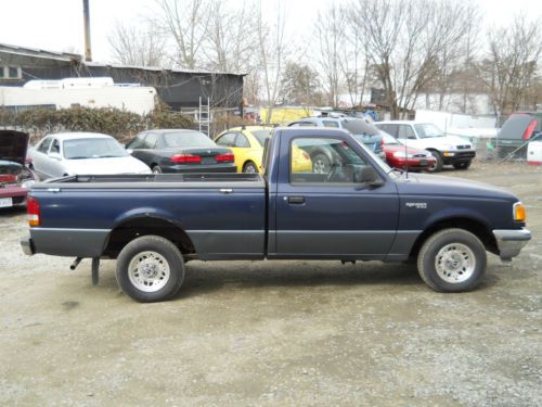 1993 ford ranger xlt standard cab pickup 2-door 4.0l automatic v-6