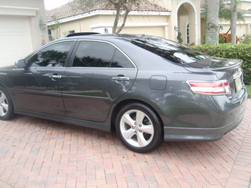 2011 Toyota Camry SE Sedan 4-Door 2.5L, Ex,Cond., Leather, Dual exhaust, sunroof, image 4