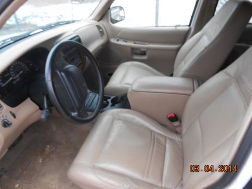 2000 mercury mountaineer base sport utility 4-door 5.0l