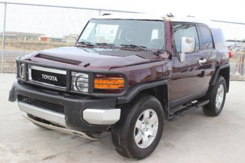 2007 toyota fj cruiser 4wd damaged rebuilder runs!! only 12k miles wont last!!