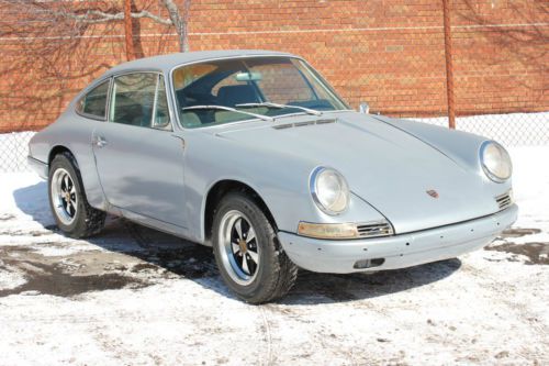 1966 Porsche 912 Karmann '3 Gauges' Coupe, image 2