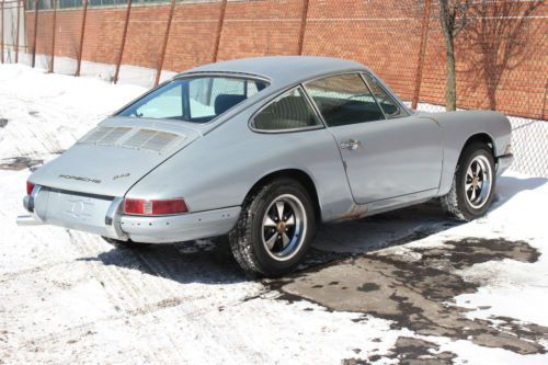 1966 Porsche 912 Karmann '3 Gauges' Coupe, image 3