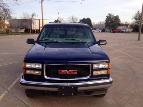 1997 GMC Suburban 4x4 SLT loaded leather 5.7 low miles immaculate, image 8