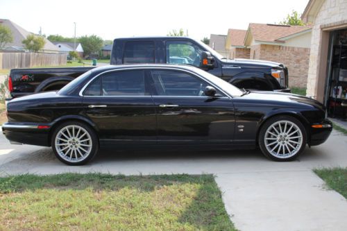 2006 jaguar xjr sedan 4-door 4.2l less than 23k miles!