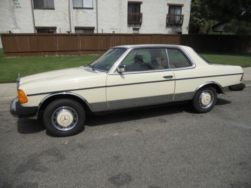 1978 mercedes 300d rare 2 door coupe 121,922 miles no rust beautiful car nr !