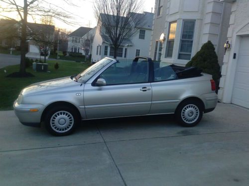 2001 volkswagen cabrio gls convertible--looks good; runs great--very nice car