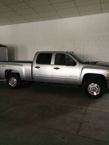 2013 Chevrolet Silverado 2500 HD LT Crew Cab Pickup 4-Door 6.6L, image 3