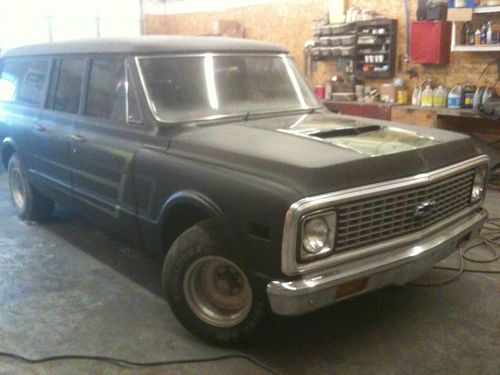 1969 suburban 3 door custom 450+ hp engine custom one off hood project