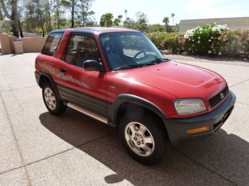 1996 Toyota RAV4 Base Sport Utility 2-Door 2.0L, image 2