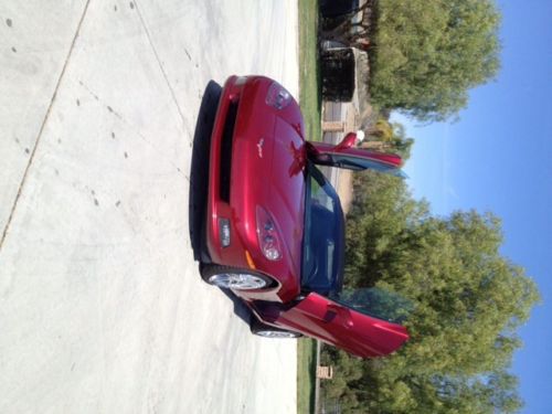 2005 chevrolet corvette base convertible 2-door 6.0l