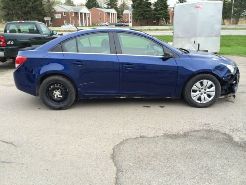 2012 chevrolet cruze ls sedan, loaded, 1.8l, salvage, damaged, rebuildable