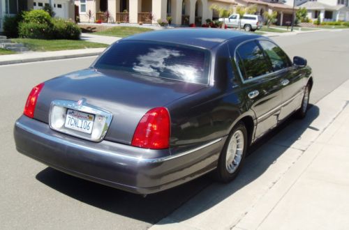 1998 Lincoln Town Car Executive Sedan 4-Door 4.6L 93XXX  MILES, US $6,500.00, image 3