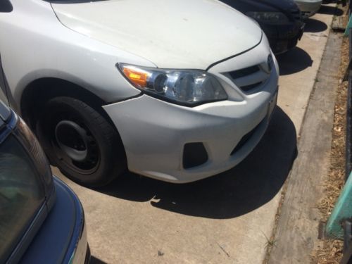 2011 Toyota Corolla LE, needs minor work,, image 2