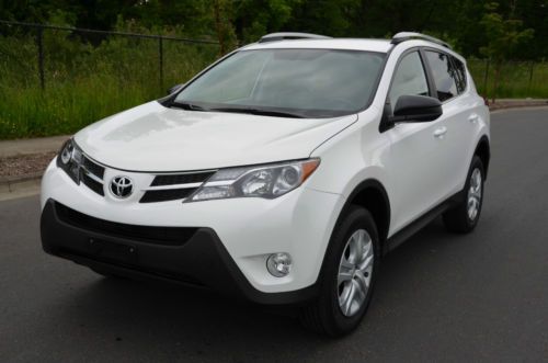 2013 toyota rav4 4wd awd only 9k miles bluetooth back-up camera remote foglights