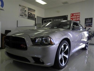 2013 r/t 5.7l auto silver daytona