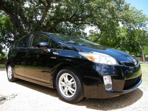 L@@k no reserve 2010 toyota prius hybrid 4-door great miles gas saver very nice