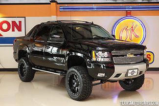 2009 cherolet avalance lt w/2lt, 1-owner, lift kit, fuel wheels, new tires