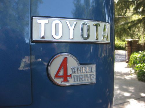 Clean California Toyota Landcruiser Fj40 4x4, Sprung over, disc Brakes, no rust!, image 20