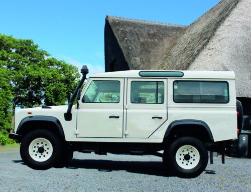 1988, 2.5 turbo diesel, alpine white, 5 doors, 9 seats, stationwagon