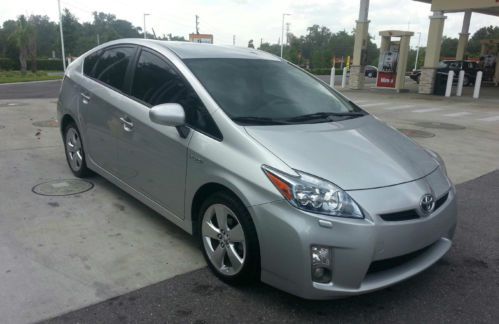 2010 toyota prius iv no reserve!!!