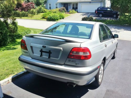 Find used 2000 Volvo S40 Base Sedan 4-Door 1.9L in Bayville, New York