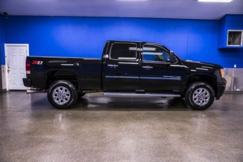 One 1 owner 6.6l duramax diesel crew cab bed liner running nerf bars tow pkg nav