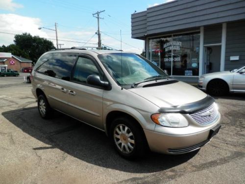 2002 chrysler town &amp; country wheelchair accessible vehicle