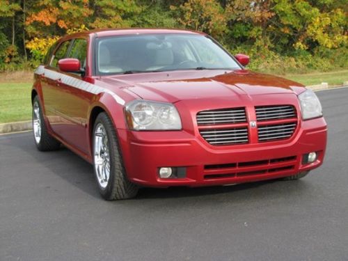 2005 dodge magnum rt 5.7l rwd  hemi v8