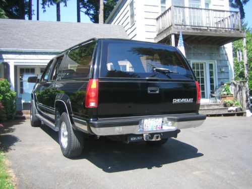 1993 Chevrolet K2500 Suburban Silverado Sport Utility 4-Door 7.4L 4WD,SUPER NICE, image 13
