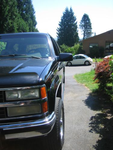 1993 Chevrolet K2500 Suburban Silverado Sport Utility 4-Door 7.4L 4WD,SUPER NICE, image 22
