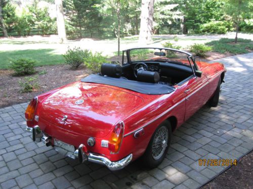 1970 mgb roadster - red with black interior and black top