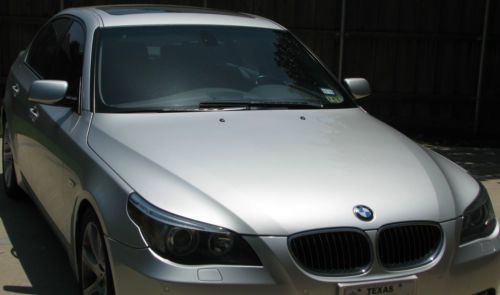 Bmw 550i sports sedan